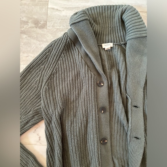 men’s chunky knit green cardigan - Picture 2 of 3